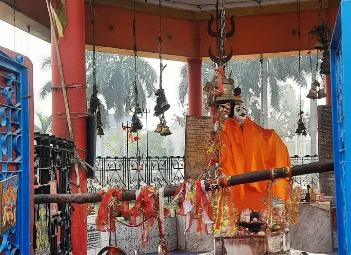 जुँगे महादेवको मूर्ति जाने पुल पुनःनिर्माण हुँदै