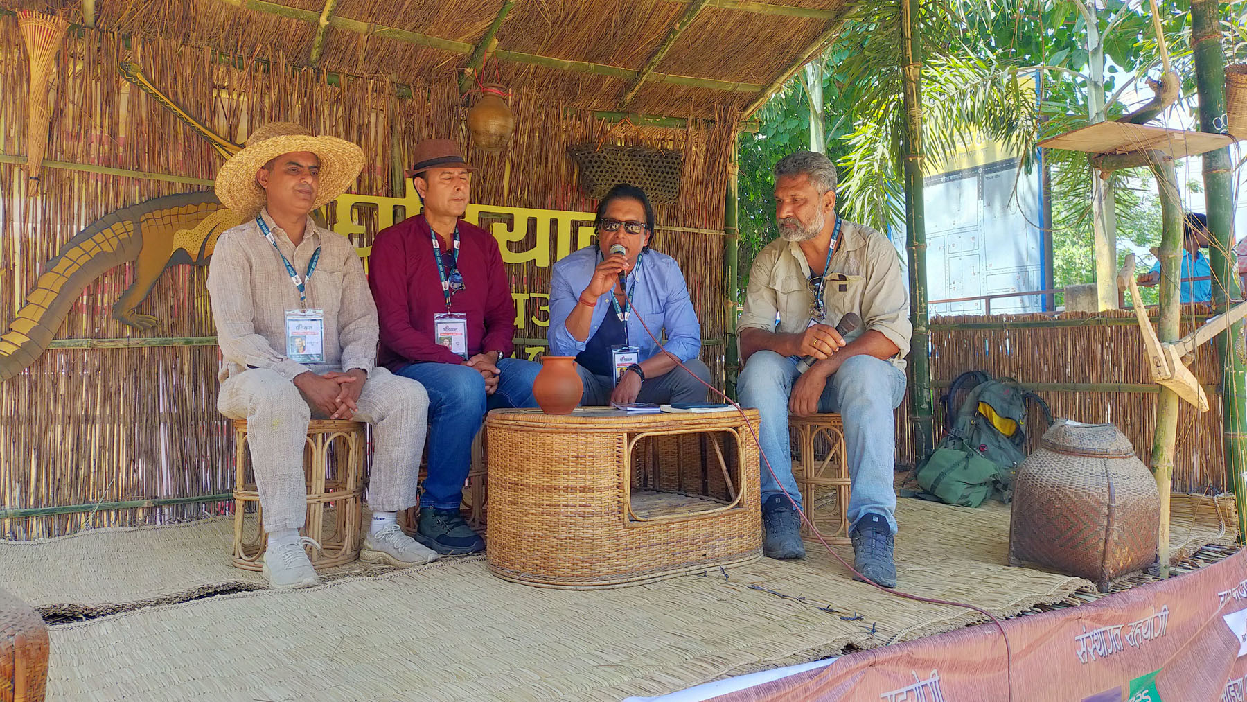 काव्य उत्सवमा महानायक हमाल