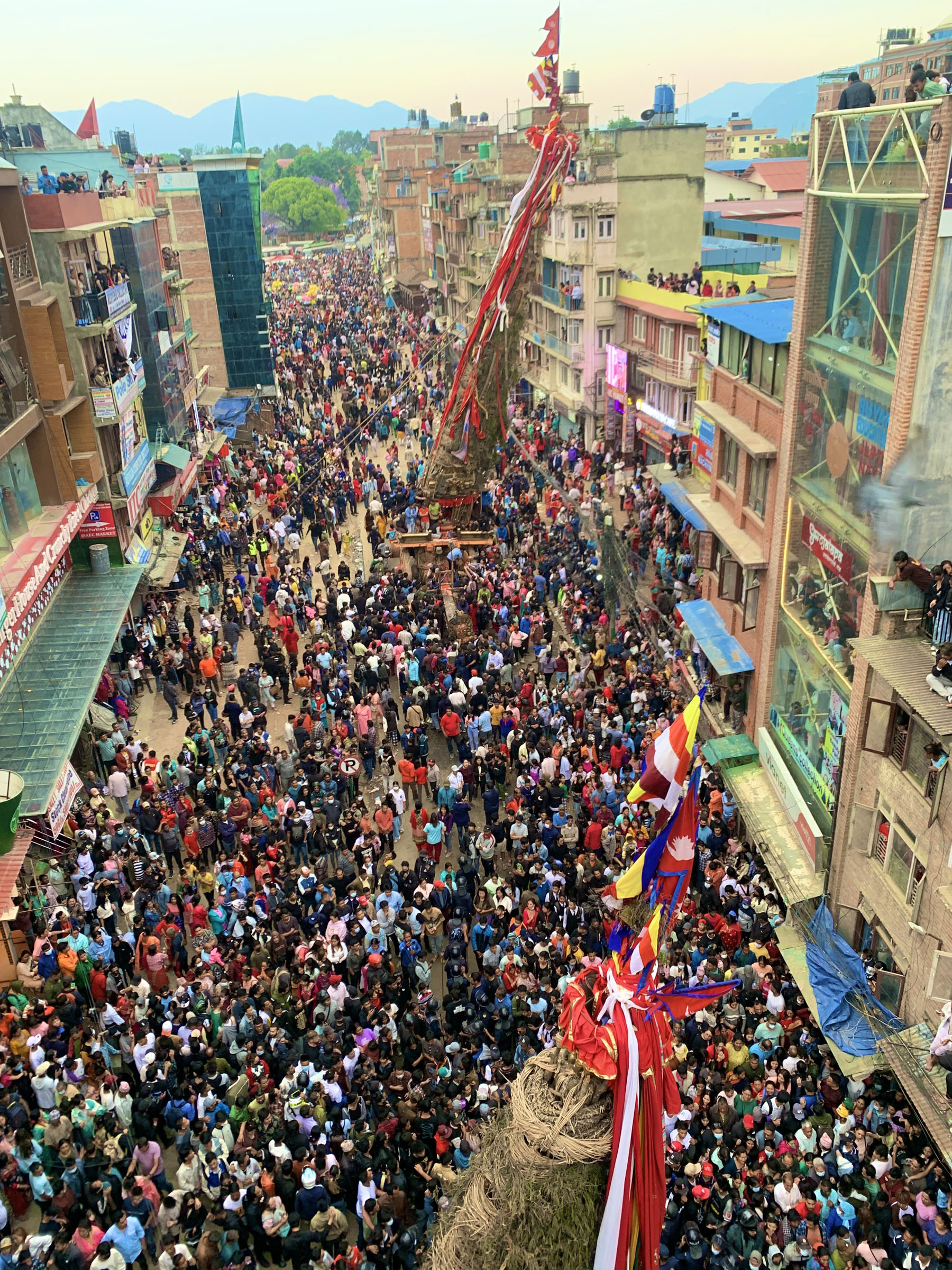 रातो मछिन्द्रनाथको रथ