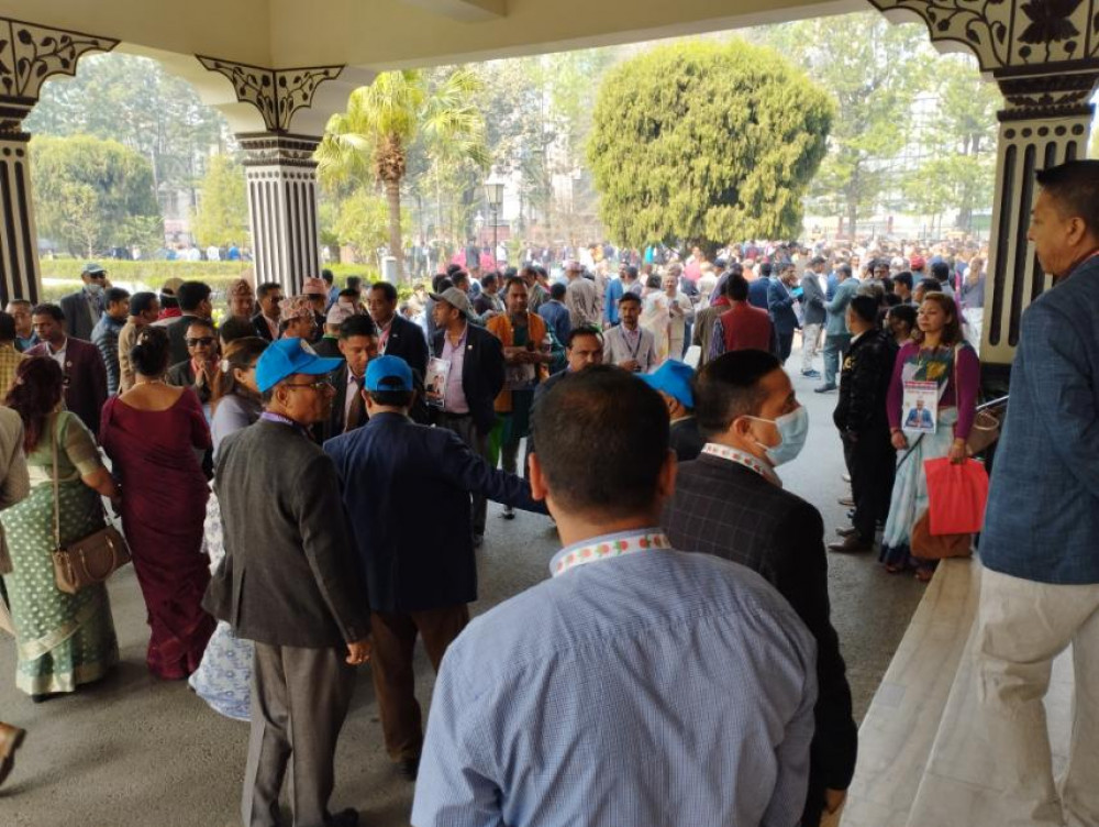 उद्योग वाणिज्य महासंघको मतदान रोकियो